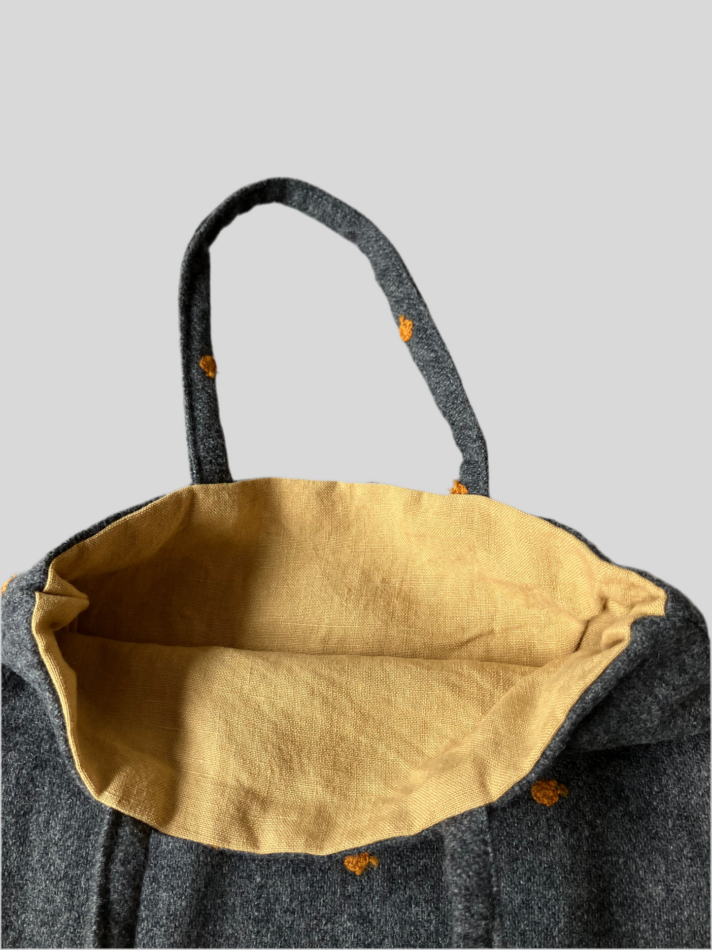 Wool dot mini bag (gray)